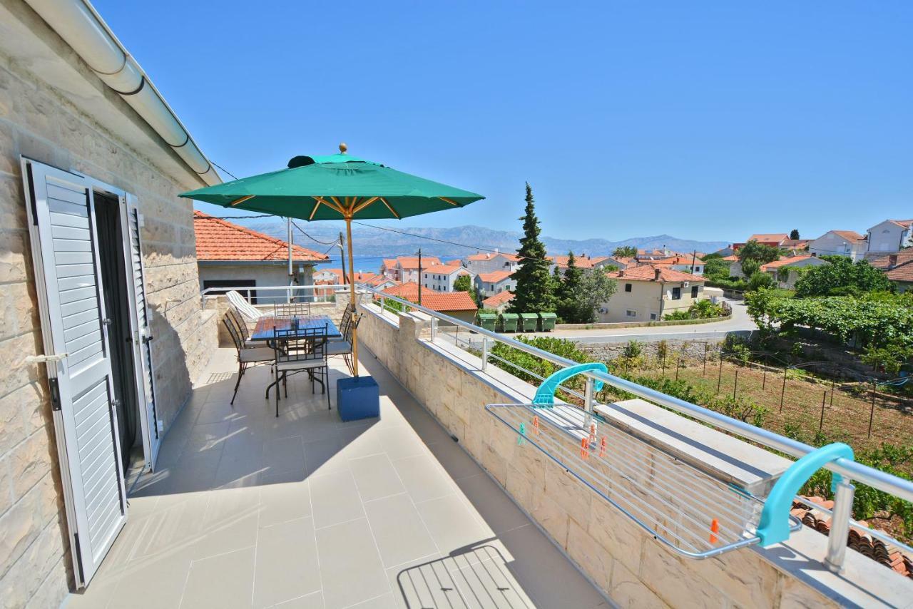 Villa Casablanca Supetar Ngoại thất bức ảnh
