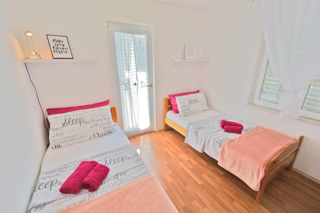 Villa Casablanca Supetar Ngoại thất bức ảnh